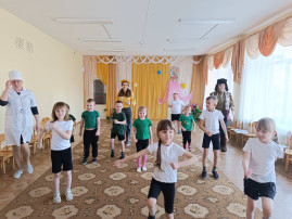 ДЕНЬ ЗДОРОВЬЯ ДОШКОЛЯТ ДЕНЬ ЗДОРОВЬЯ ДОШКОЛЯТ.